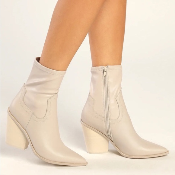 Steve Madden Thorn Western Ankle Boot - Bone - Picture 1 of 8